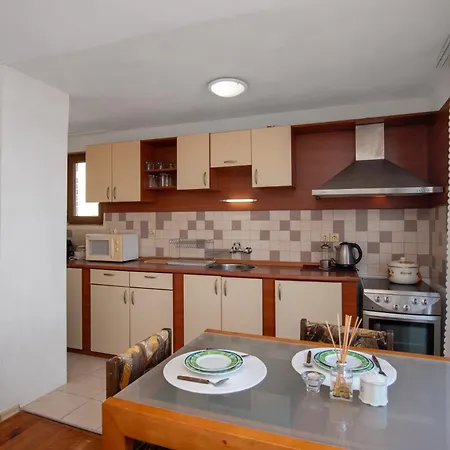 Royal Blue With Sea View In Old 4*