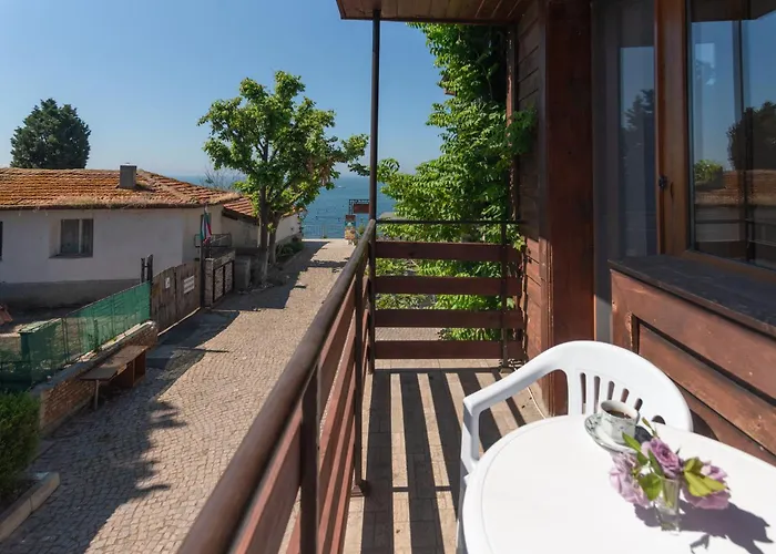 Royal Blue With Sea View In Old