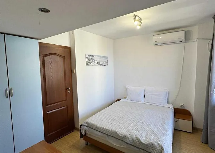 Royal Blue With Sea View In Old 4*