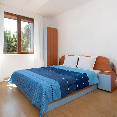 Royal Blue Sea View Old