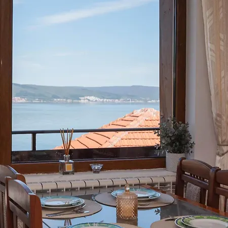 Pensión Royal Blue With Sea View In Old Nesebar